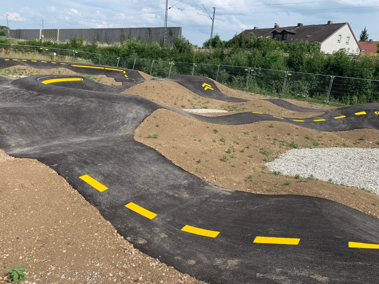 Neuer Pump-Track in Poing